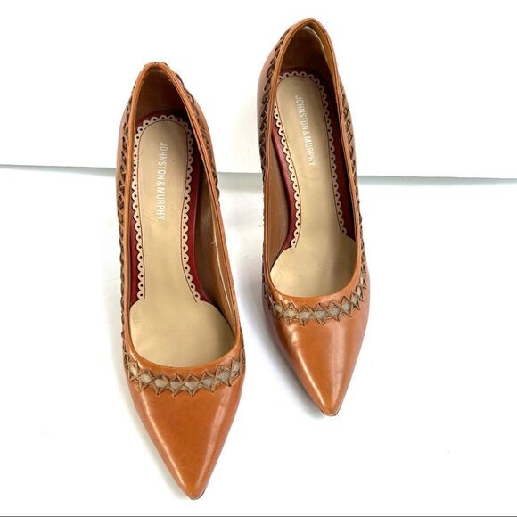 Johnston and Murphy leather lace up side heels. Sz 9 - Picture 2 of 9